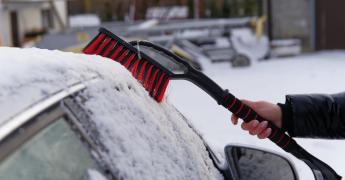 Mandat za nieodśnieżony samochód